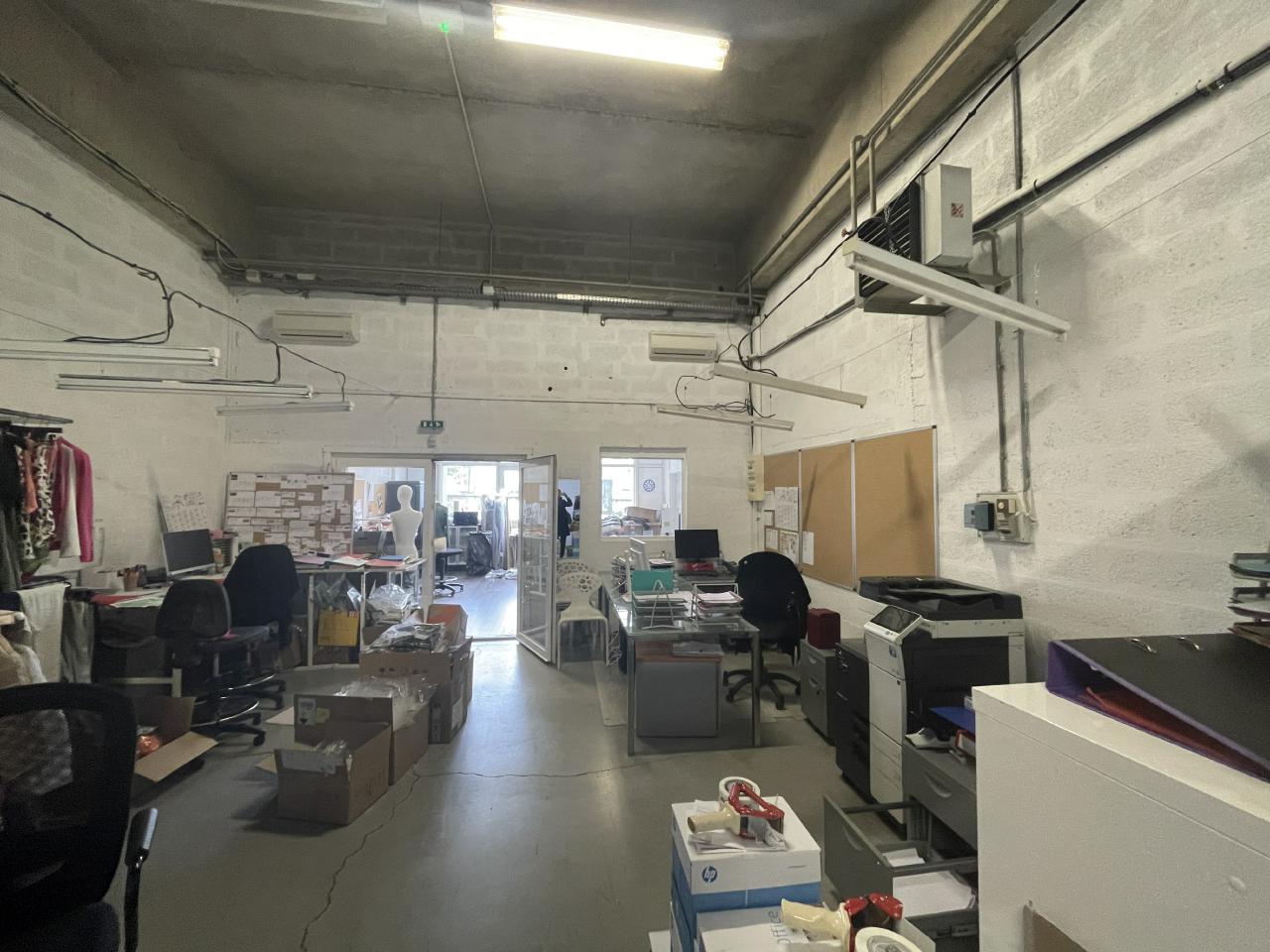 Local d'activité Marseille 1251m² Location local d'activité Marseille Bouches-du-Rhône OLACT2114586 11